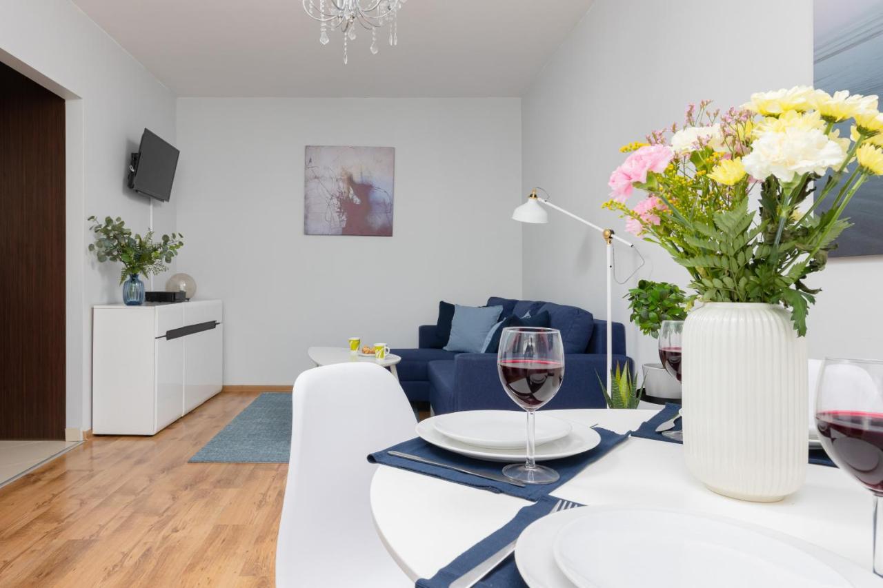 Warsaw Bemowo Apartment With Balcony By Noclegi Renters 외부 사진