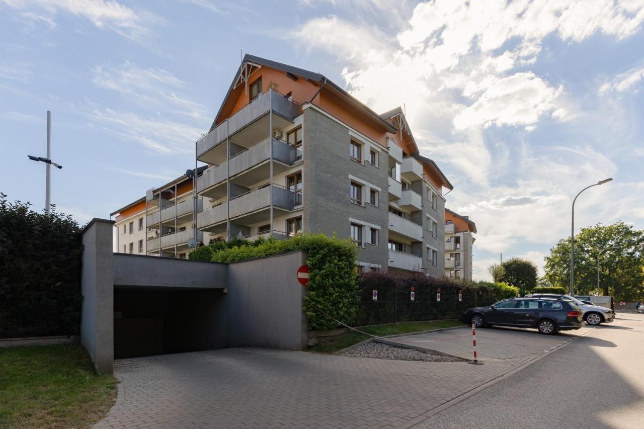 Warsaw Bemowo Apartment With Balcony By Noclegi Renters 외부 사진